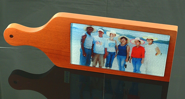 Paddle Cutting Board (14"x5"x1")